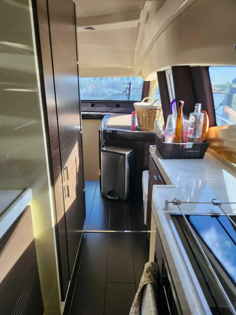 Slide: The Image of Azimut Flybridge 2014 - 5352041