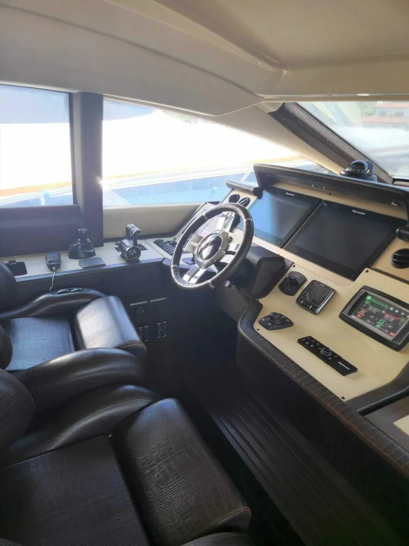 Slide: The Image of Azimut Flybridge 2014 - 5352050