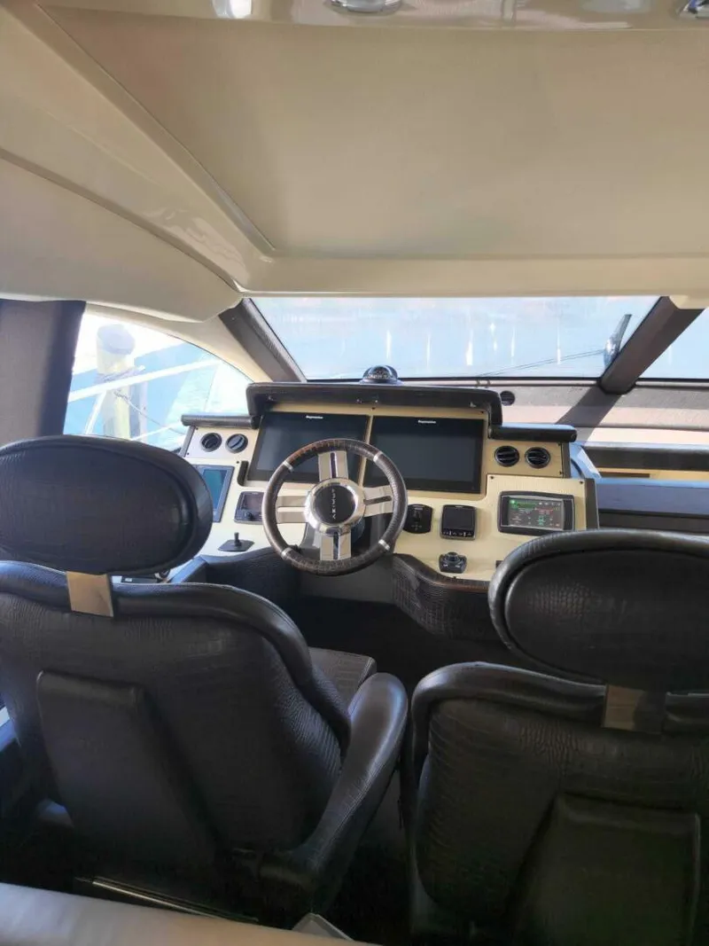 Slide: The Image of Azimut Flybridge 2014 - 5352051