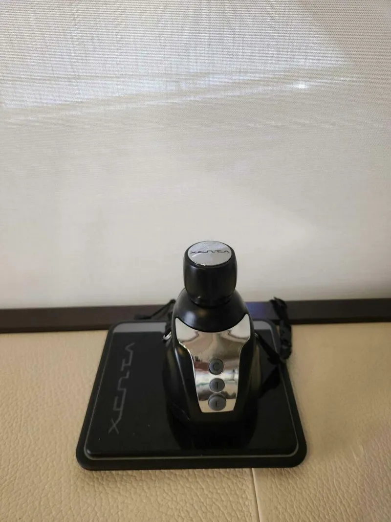 Slide: The Image of Azimut Flybridge 2014 - 5352061