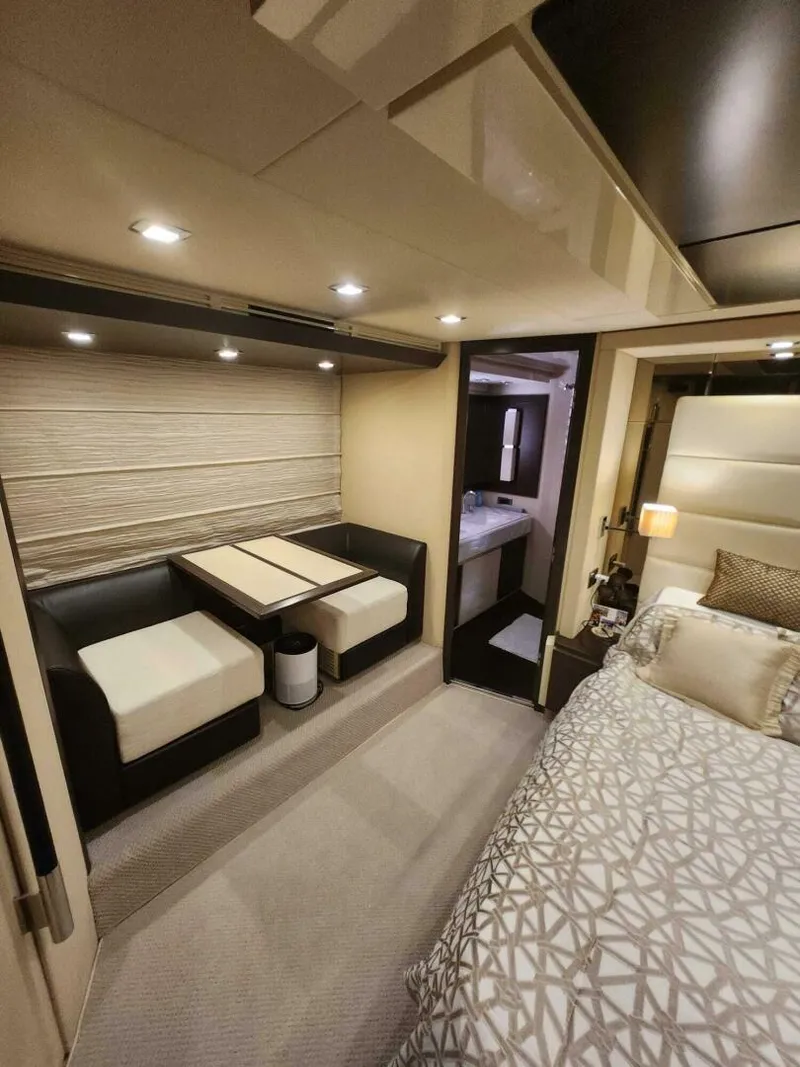 Slide: The Image of Azimut Flybridge 2014 - 5352073