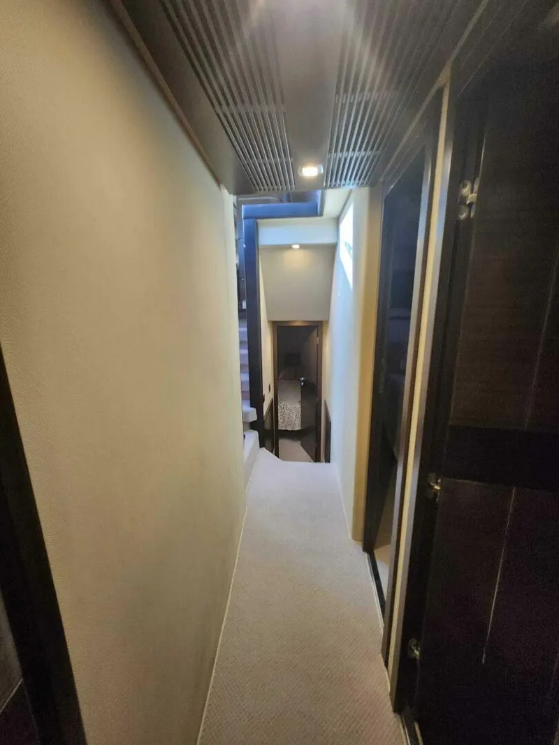 Slide: The Image of Azimut Flybridge 2014 - 5352090