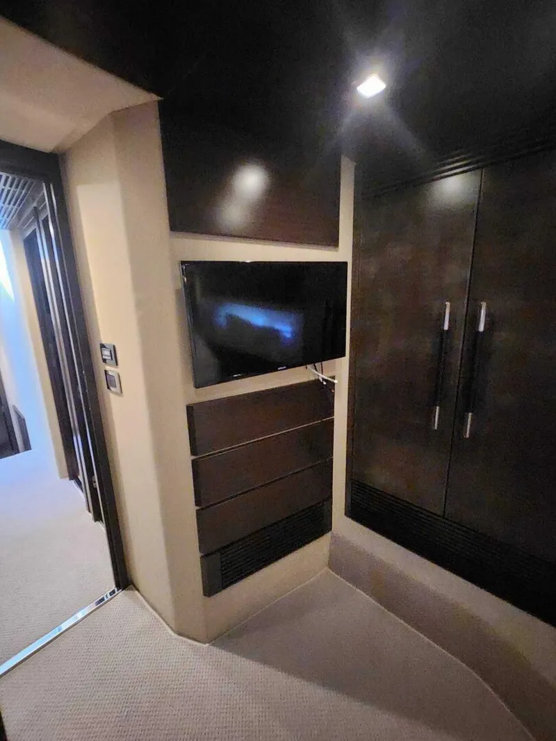 Slide: The Image of Azimut Flybridge 2014 - 5352093