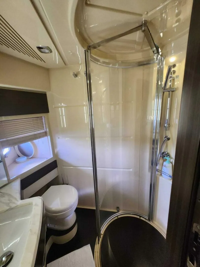 Slide: The Image of Azimut Flybridge 2014 - 5352097