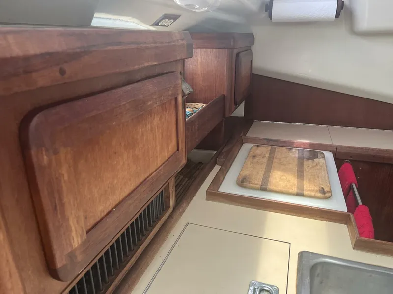 Slide: The Image of Hunter 33.5 - 5391565