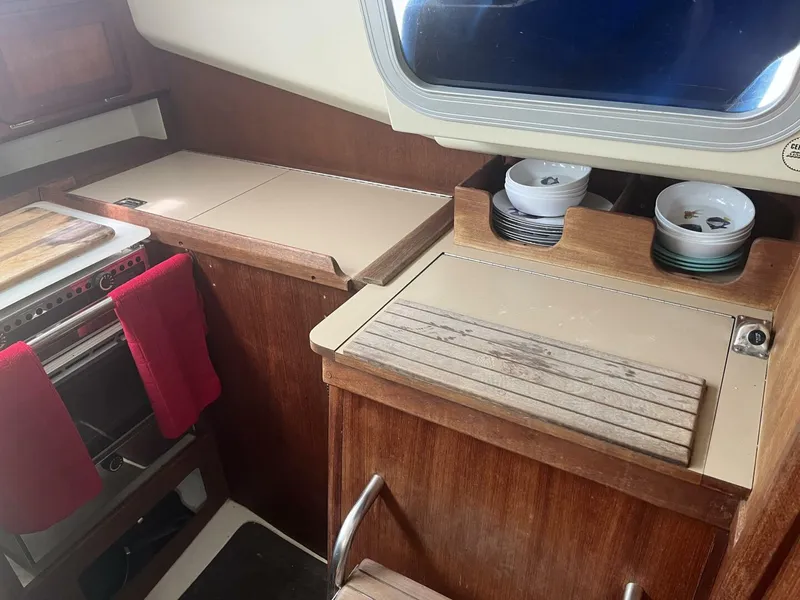 Slide: The Image of Hunter 33.5 - 5391567