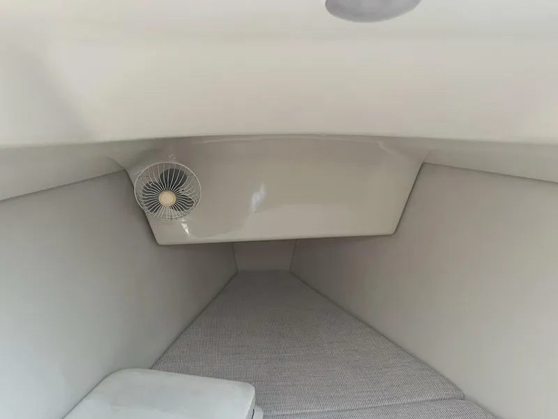 Slide: The Image of Hunter 33.5 Fwd Cabin - 5367123