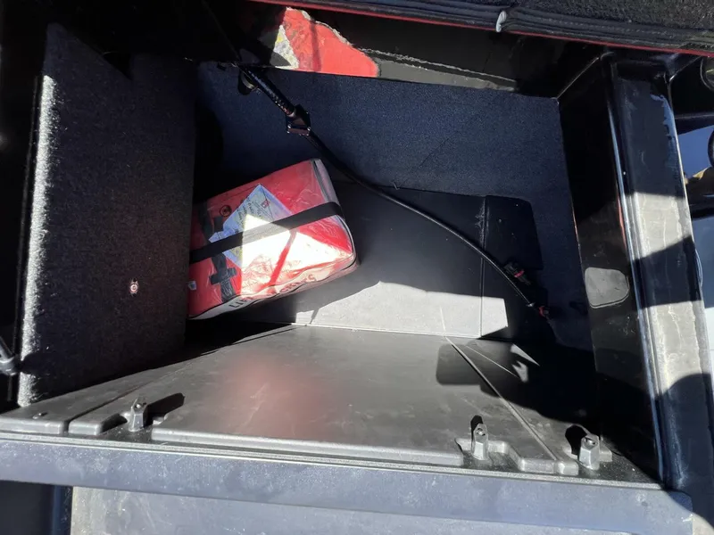 Slide: The Image of Axis T23 2021 - 5326914