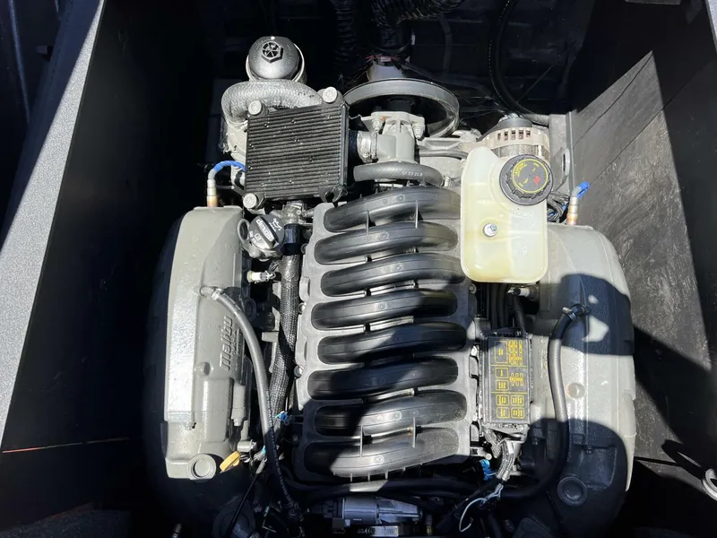 Slide: The Image of Axis T23 2021 - 5326916