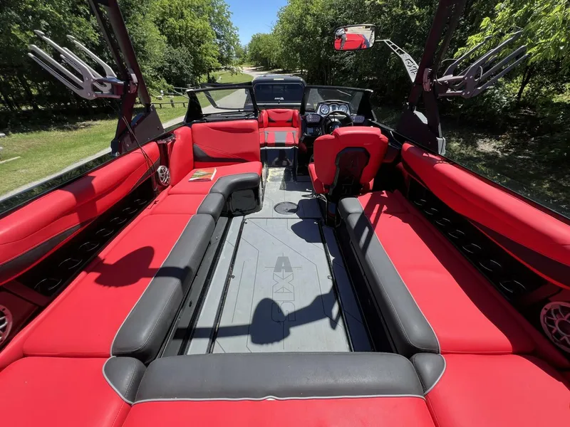 Slide: The Image of Axis T23 2021 - 5326922