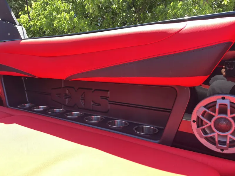 Slide: The Image of Axis T23 2021 - 5326926