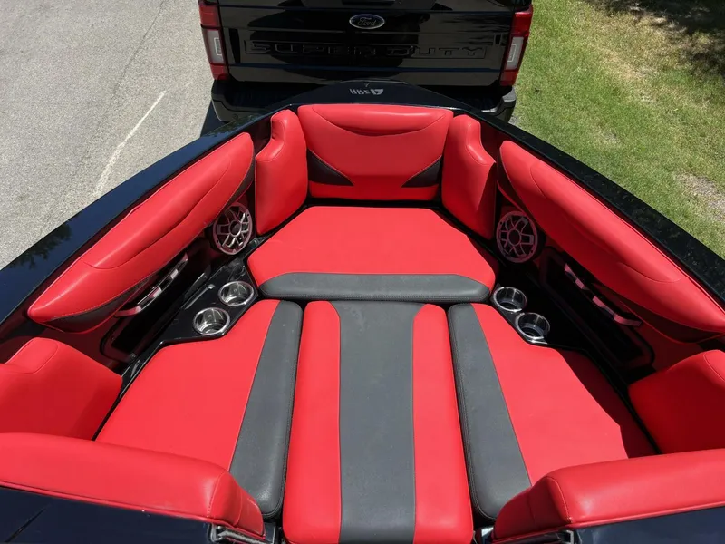 Slide: The Image of Axis T23 2021 - 5326950