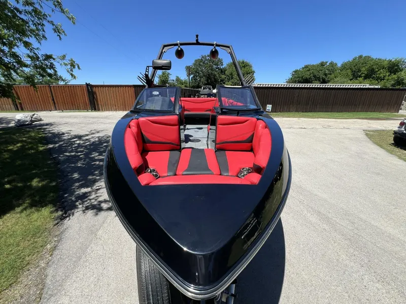 Slide: The Image of Axis T23 2021 - 5326952