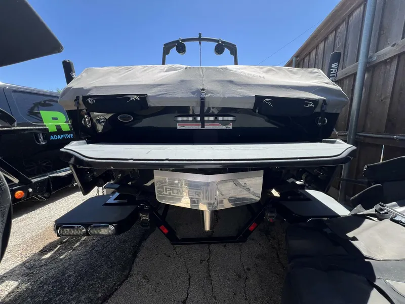 Slide: The Image of Axis T23 2021 - 5326886