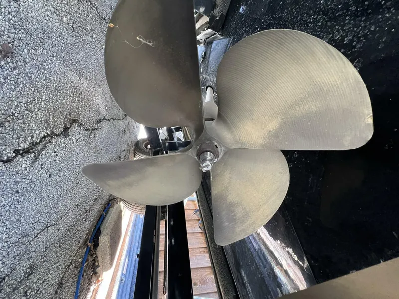 Slide: The Image of Axis T23 2021 - 5326887