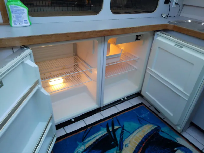 Slide: The Image of Trojan 14 Meter Convertible 1988 - 5327327