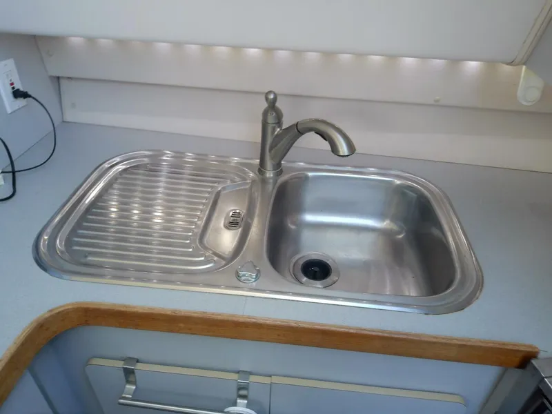 Slide: The Image of Trojan 14 Meter Convertible 1988 - 5327331