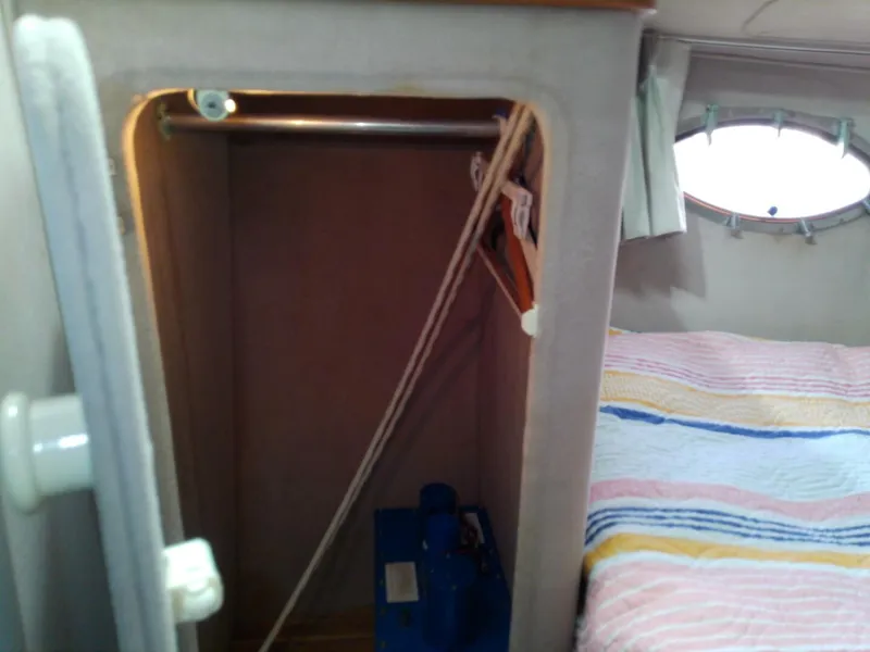 Slide: The Image of Trojan 14 Meter Convertible 1988 - 5327346