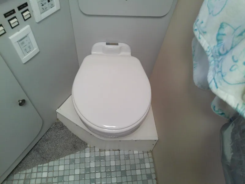 Slide: The Image of Trojan 14 Meter Convertible 1988 - 5327349