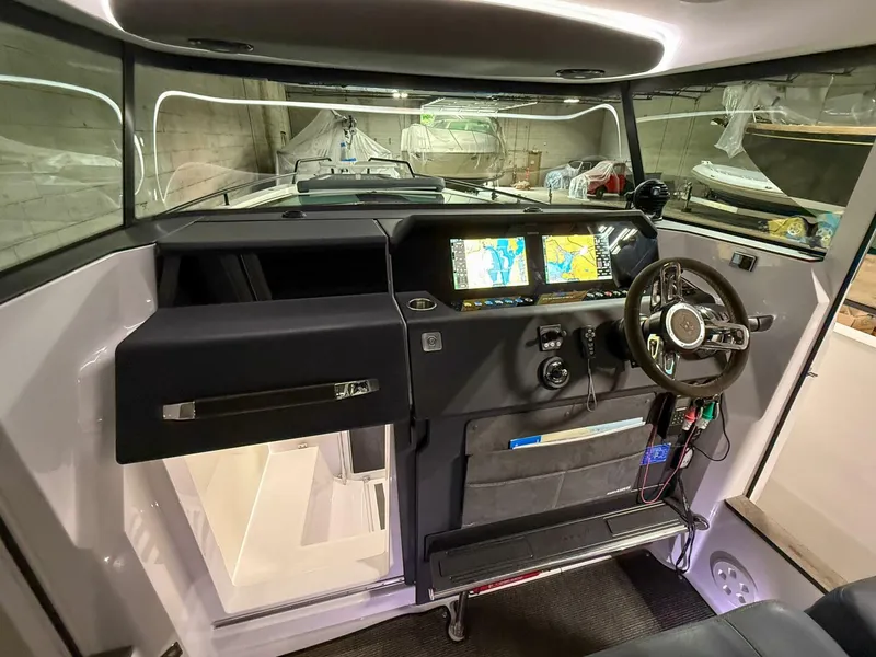 Slide: The Image of Axopar 37 XC 2020 - 5327547