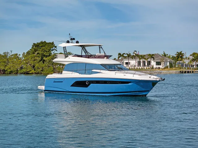 Slide: The Image of Prestige 520 Fly 2020 - 70