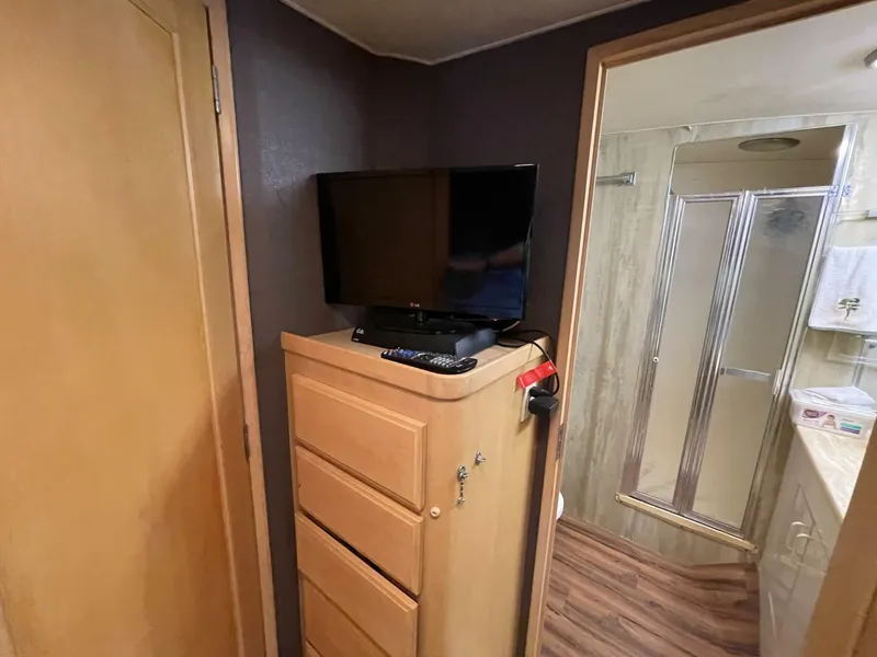 Slide: The Image of Hatteras 55 1988 - 5328070