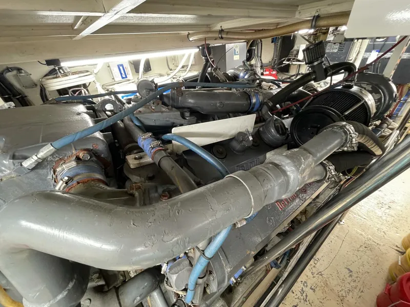 Slide: The Image of Hatteras 55 1988 - 5328087