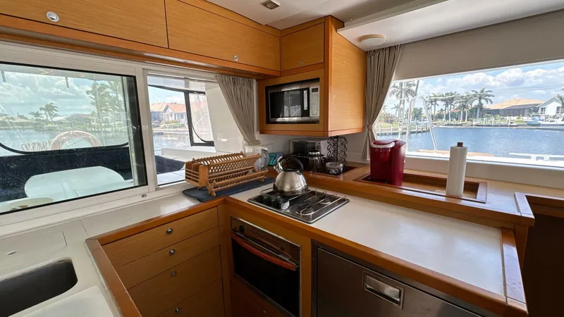 Slide: The Image of Lagoon 450F 2013 - 5328622