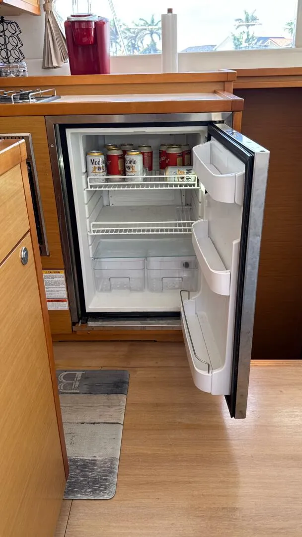 Slide: The Image of Lagoon 450F 2013 - 5328616