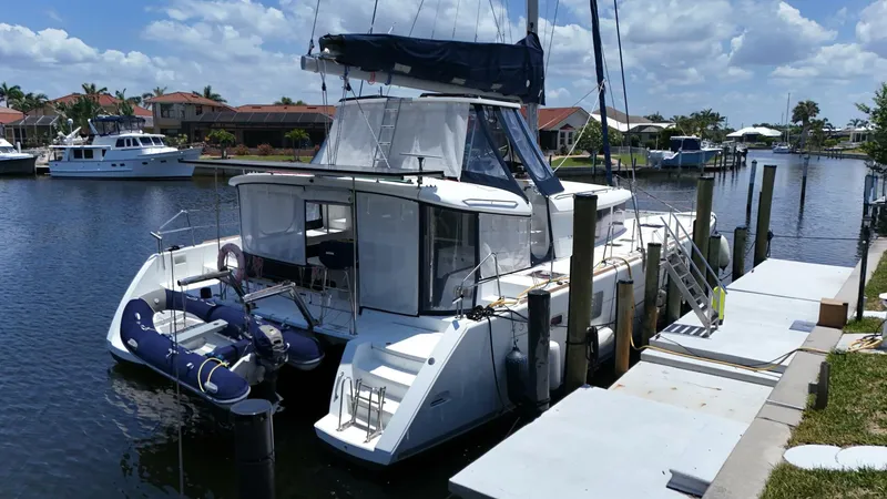 Slide: The Image of Lagoon 450F 2013 - 5328588