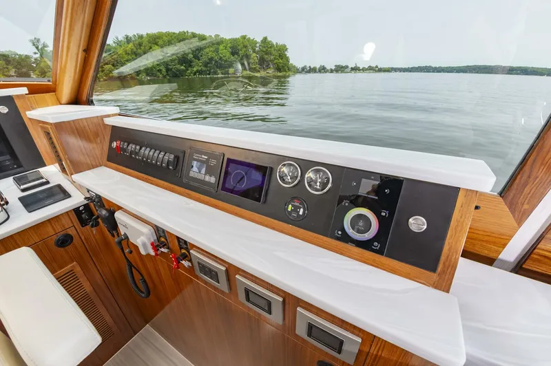 Slide: The Image of 43Weaver2024022 - 5372424