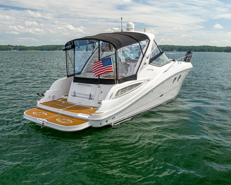 Slide: The Image of Sea Ray 330 Sundancer 2012 - 5328549