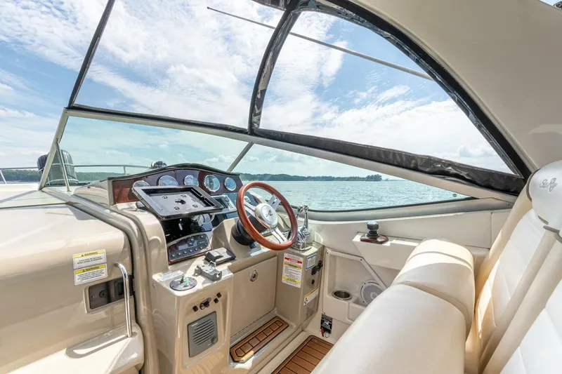 Slide: The Image of Sea Ray 330 Sundancer 2012 - 5328656