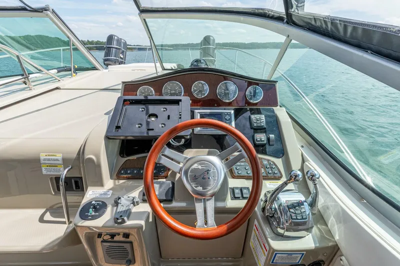 Slide: The Image of Sea Ray 330 Sundancer 2012 - 5328660