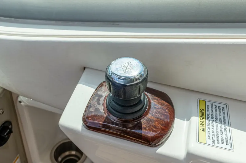 Slide: The Image of Sea Ray 330 Sundancer 2012 - 5328663