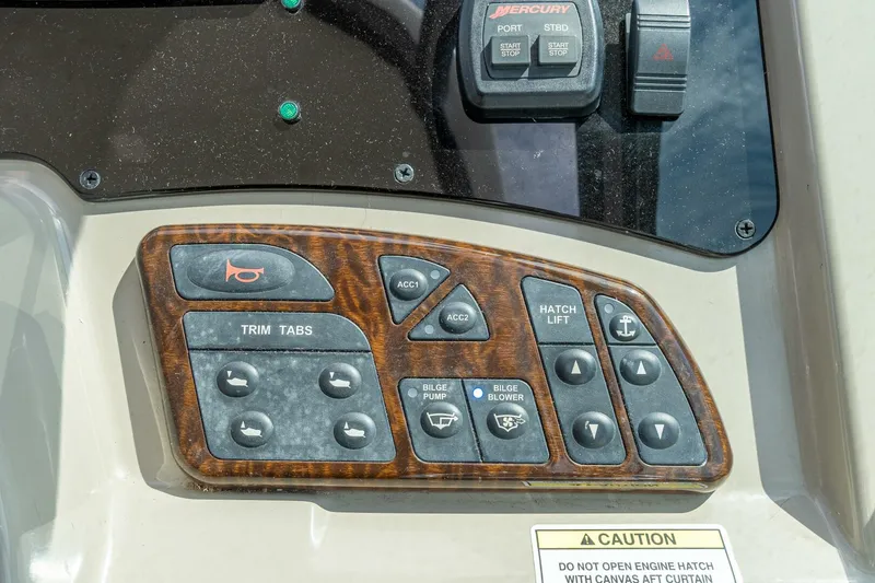 Slide: The Image of Sea Ray 330 Sundancer 2012 - 5328668