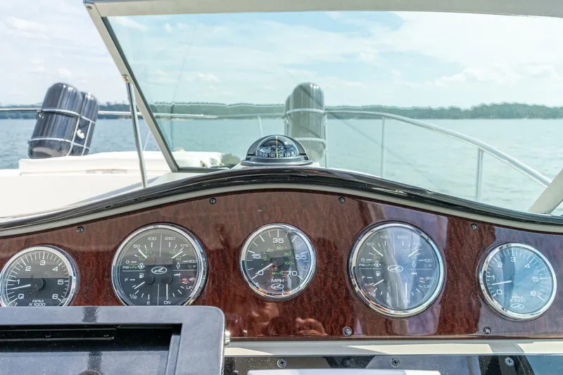 Slide: The Image of Sea Ray 330 Sundancer 2012 - 5328673