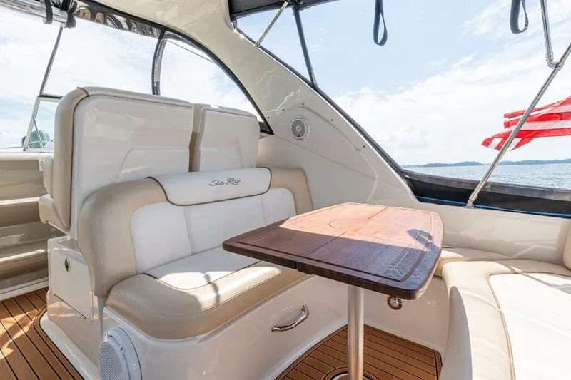 Slide: The Image of Sea Ray 330 Sundancer 2012 - 5328689