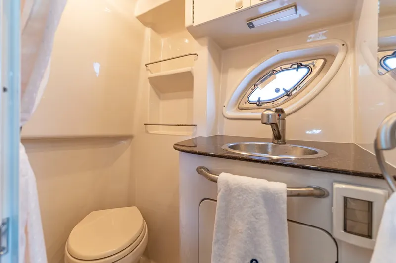 Slide: The Image of Sea Ray 330 Sundancer 2012 - 5328648