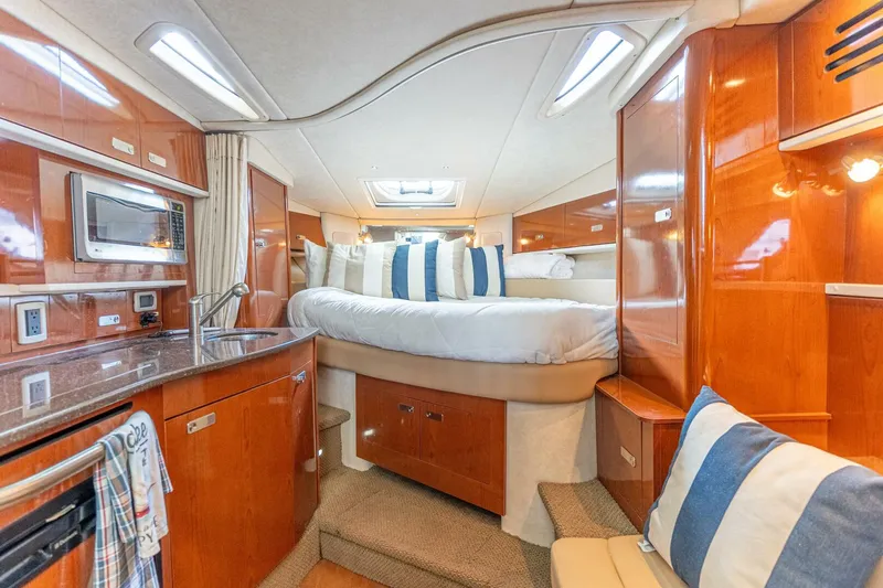 Slide: The Image of Sea Ray 330 Sundancer 2012 - 5328649