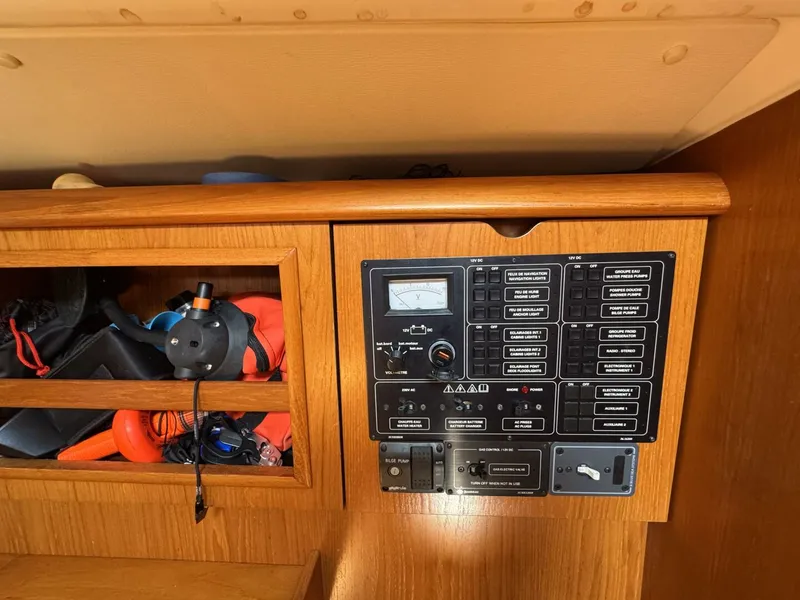 Slide: The Image of Jeanneau 34.2 2002 - 5329224