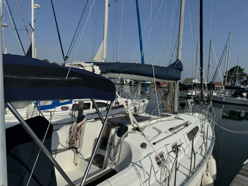 Slide: The Image of Jeanneau 34.2 2002 - 5329150