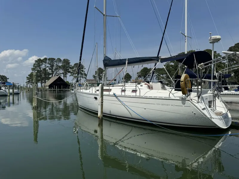 Slide: The Image of Jeanneau 34.2 2002 - 5329152