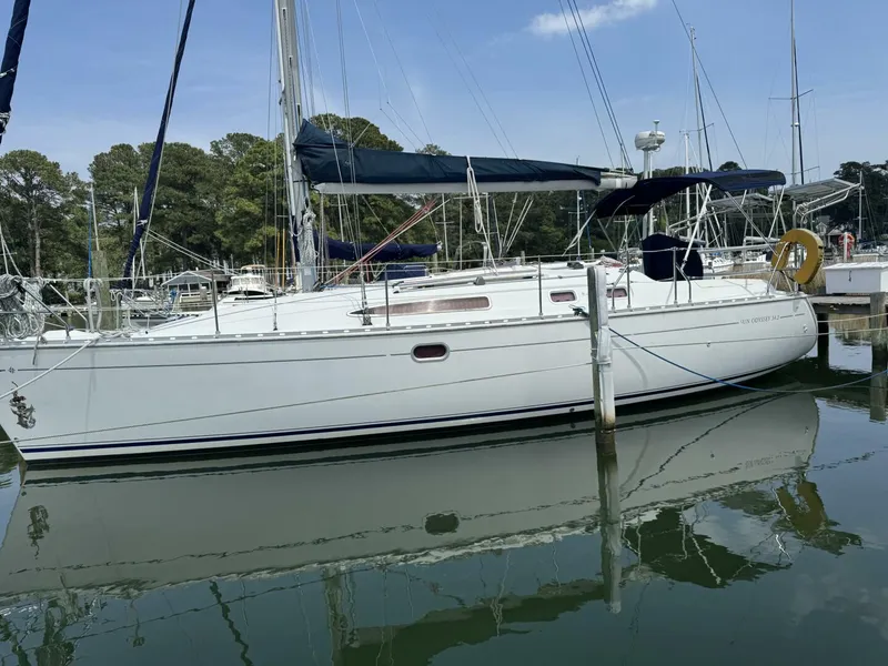 Slide: The Image of Jeanneau 34.2 2002 - 5329170