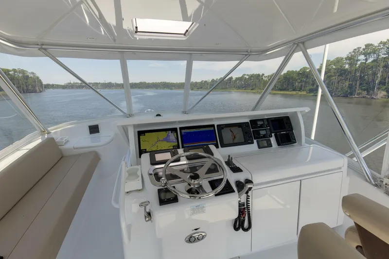 Slide: The Image of 2008 54 Hatteras 54 Convertible Lady A Electronics (3) - 5454767