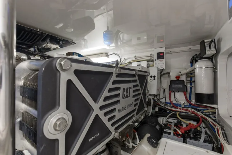 Slide: The Image of 2008 54 Hatteras 54 Convertible Lady A Engine Room (1) - 5454818