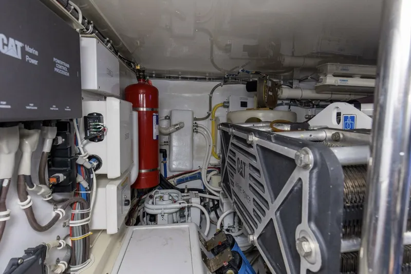 Slide: The Image of 2008 54 Hatteras 54 Convertible Lady A Engine Room (4) - 5454822