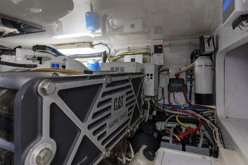 Slide: The Image of 2008 54 Hatteras 54 Convertible Lady A Engine Room (5) - 5454823