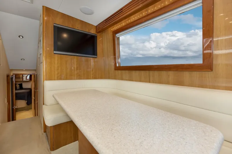 Slide: The Image of 2008 54 Hatteras 54 Convertible Lady A Salon (4) - 5454750