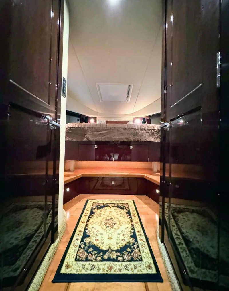 Slide: The Image of Sea Ray 48 Sundancer 2009 - 5546056